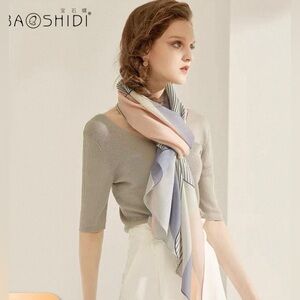 100% wool scarf Shawl pink white purple geometric patter